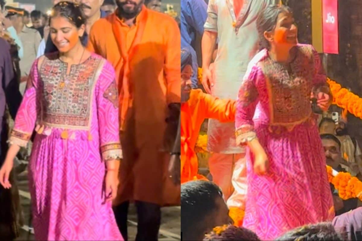 Radhika Merchant Lit Up Ganpati Visarjan In A Rani Pink Leheriya Ensemble