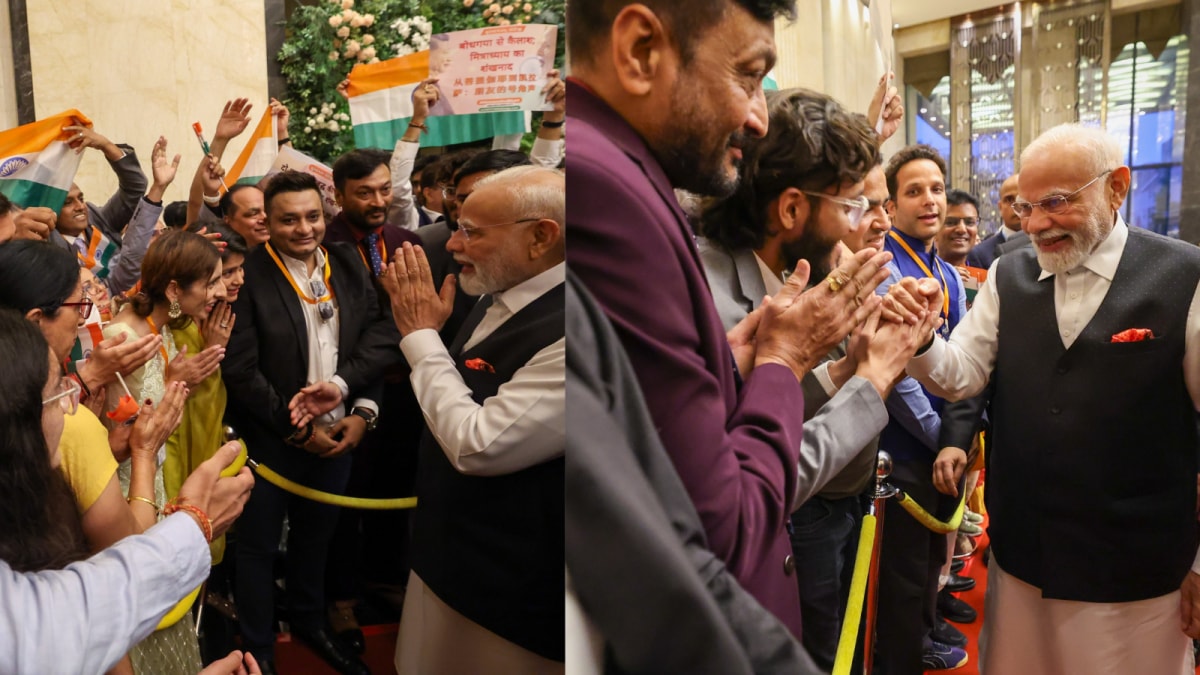 PM Modi Welcomed By Indian Diaspora As He Arrives In Tianjin For SCO Meet