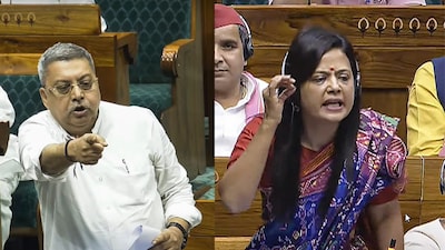 TMC MPs Kalyan Banerjee and Mahua Moitra. 