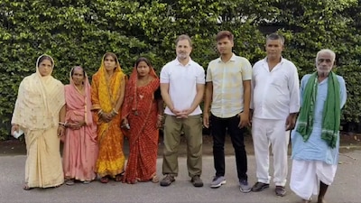 Rahul Gandhi has tea with 'dead people', thanks ECI for 'unique experience' (X)
