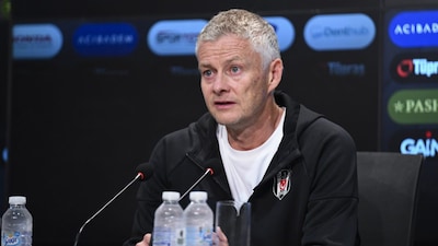 Ole Gunnar Solksjaer has now been kicked out of Besiktas (X)