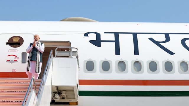  X/ Narendra Modi)