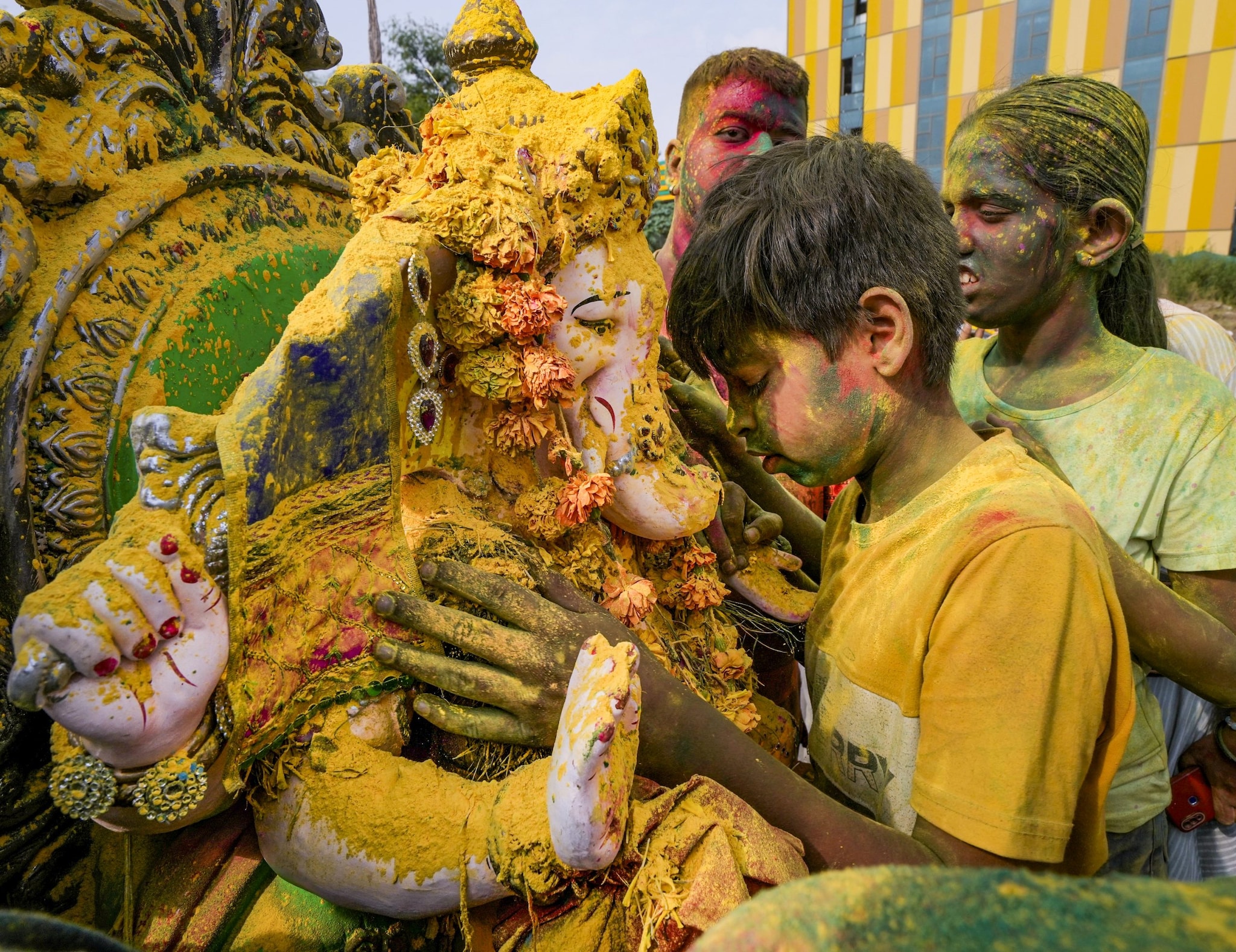 Ganesh Chaturthi 2025: Visarjan Dates