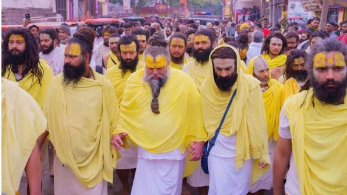 ‘These Deeds Can Rewrite Your Destiny’ – Premanand Maharaj’s Powerful Message Goes Viral