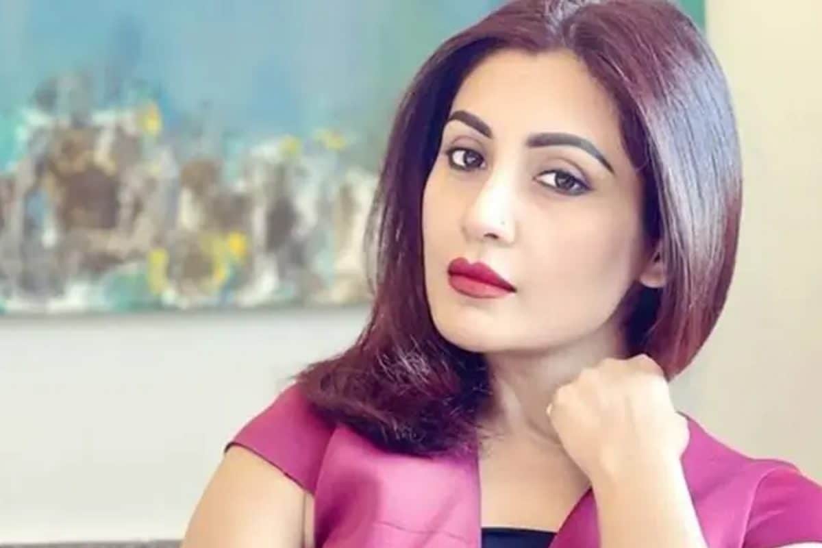 Bollywood's Top Diva To Real Estate Agent: Why Did Rimi Sen Quit Films?