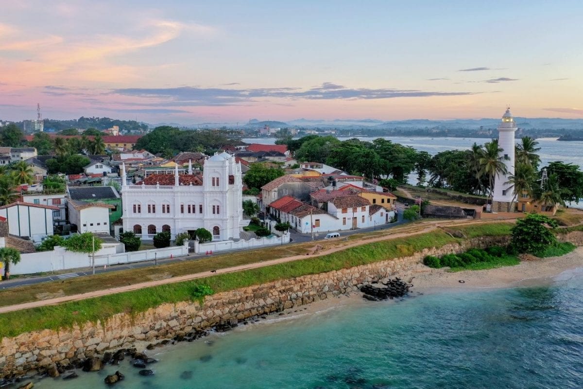 Thinking Of Visiting Sri Lanka? Here’s What Rs 100 Will Get You There