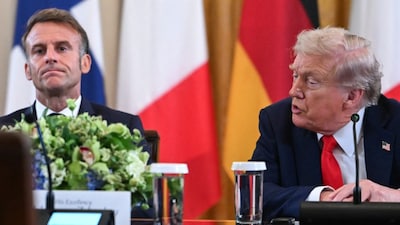  Trump caught on hot mic (AFP Image)
