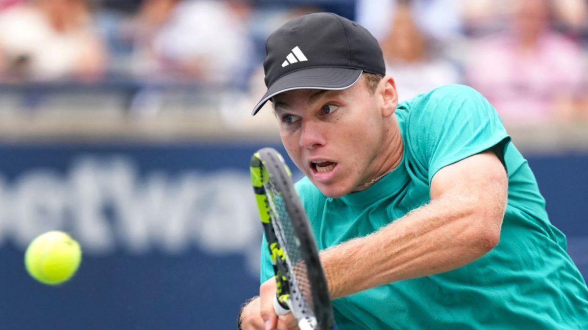 Michelsen Upsets Musetti, Ruud Wins at Toronto Masters