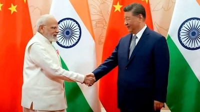 PM Narendra Modi with Chinese President Xi Jinping during a meeting, in Tianjin, China on August 31. (Image: PMO/PTI)