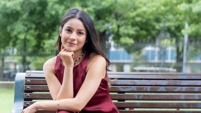 शहनाज़ गिल ने अस्पताल के बिस्तर से स्वास्थ्य अपडेट साझा किया: 'IV ड्रिप पर,  लेकिन फिर भी मुस्कुरा रही हैं' | बॉलीवुड समाचार - News18