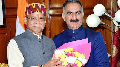 Himachal Pradesh Governor Shiv Pratap Shukla with Chief Minister Sukhvinder Singh Sukhu | File Image
