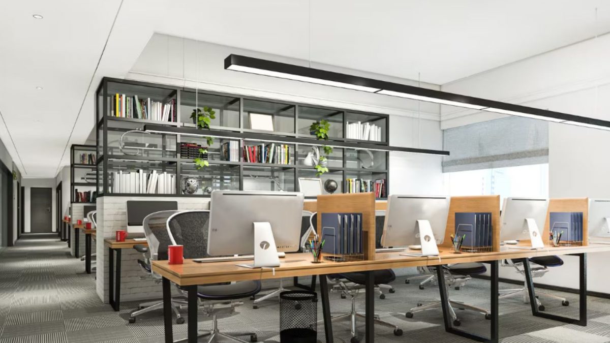 Employee Criticizes Strict Attendance Policy, Sparking Debate on Work Culture