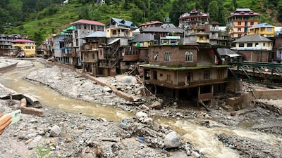 Cloudbursts Trigger Flash Floods In Himachal, Over 300 Roads Blocked
