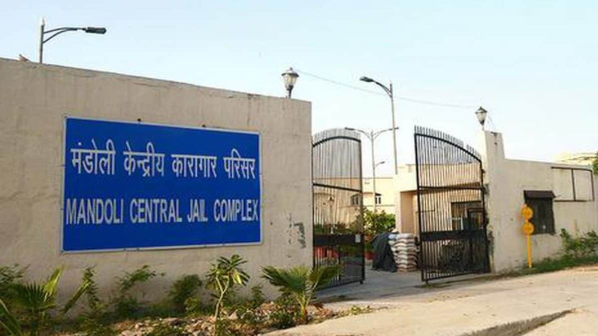 Gangster Convicted in 2012 Case Found Dead in Delhi Jail