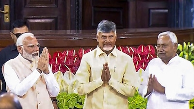 Senior BJP leader Narendra Modi with TDP chief N. Chandrababu Naidu and Bihar CM and JD(U) leader Nitish Kumar during the NDA parliamentary party meeting at Samvidhan Sadan, in New Delhi, Friday, June 7, 2024. (PTI Photo)(PTI06_07_2024_000142B)