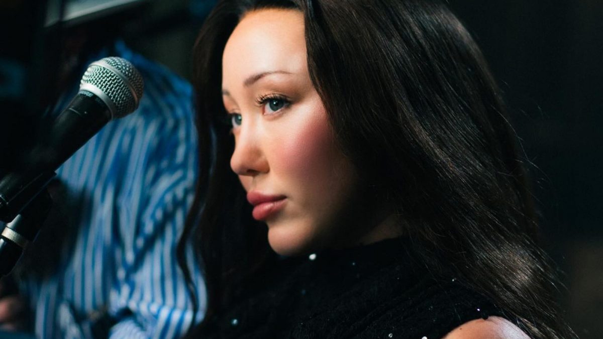 Noah Cyrus Addresses Family Feud Rumors, Praises Miley