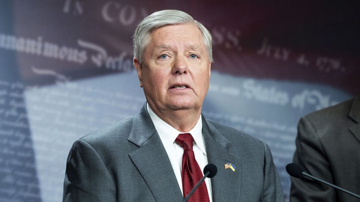 ‘India Paying Price For Supporting Putin’: US Senator Warns Countries Against Buying Russian Oil