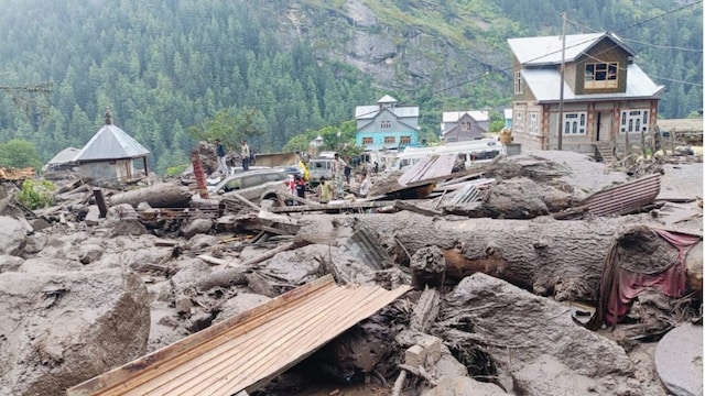 Jammu Kashmir Kishtwar Cloudburst LIVE: 20 Feared Dead In Chishoti; Flash- Floods In Areas Of Pahalgam - News18