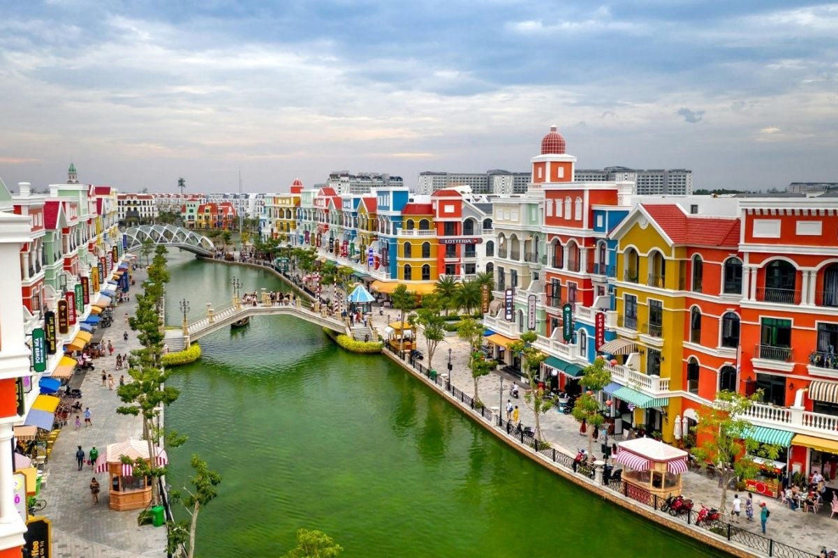 Dream Trip On A Tight Budget? Visit This Country Where India’s Rs 1000 Turns Into Nearly 3 Lakh