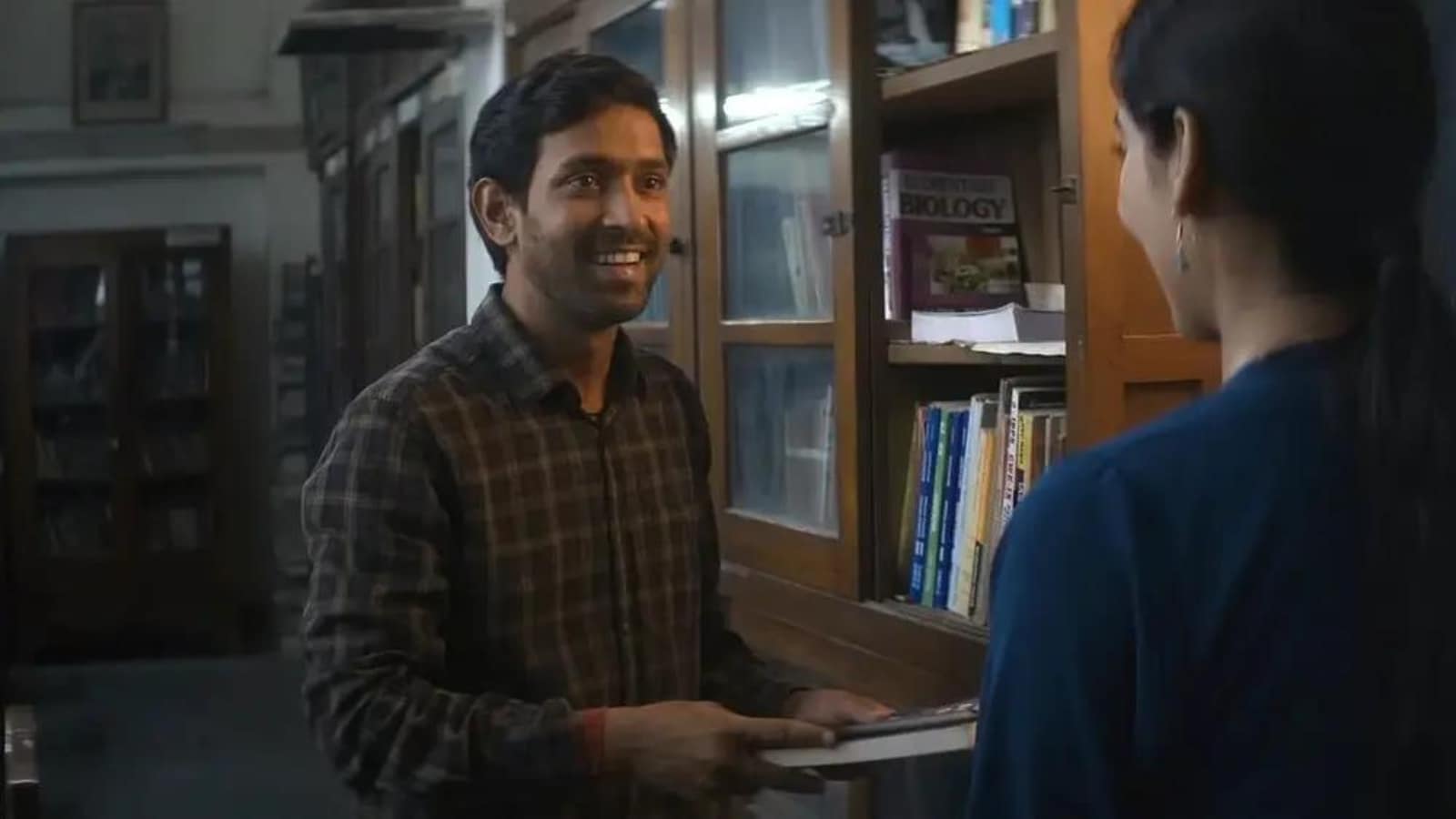 Vikrant Massey: In 12th Fail, the actor brings to life the inspiring journey of IPS officer Manoj Kumar Sharma, who overcame a class 12 failure to achieve UPSC success.