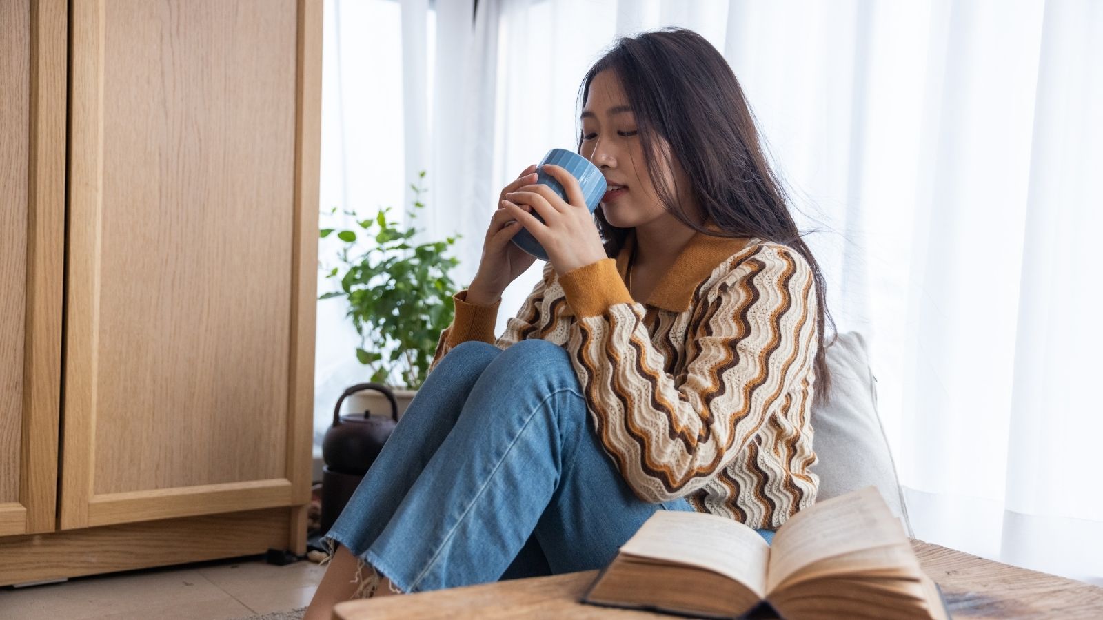 10 Psychological Signs That Reveal If You’re An Extroverted Introvert 10 Psychological Signs That Reveal If You’re An Extroverted Introvert