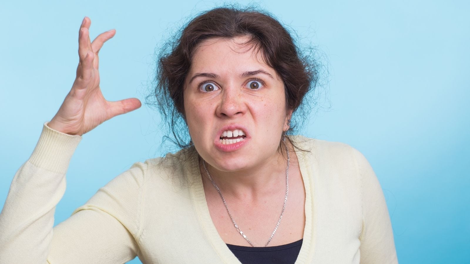 5 Dark Psychological Truths About Women That Few People Know 5 Dark Psychological Truths About Women That Few People Know