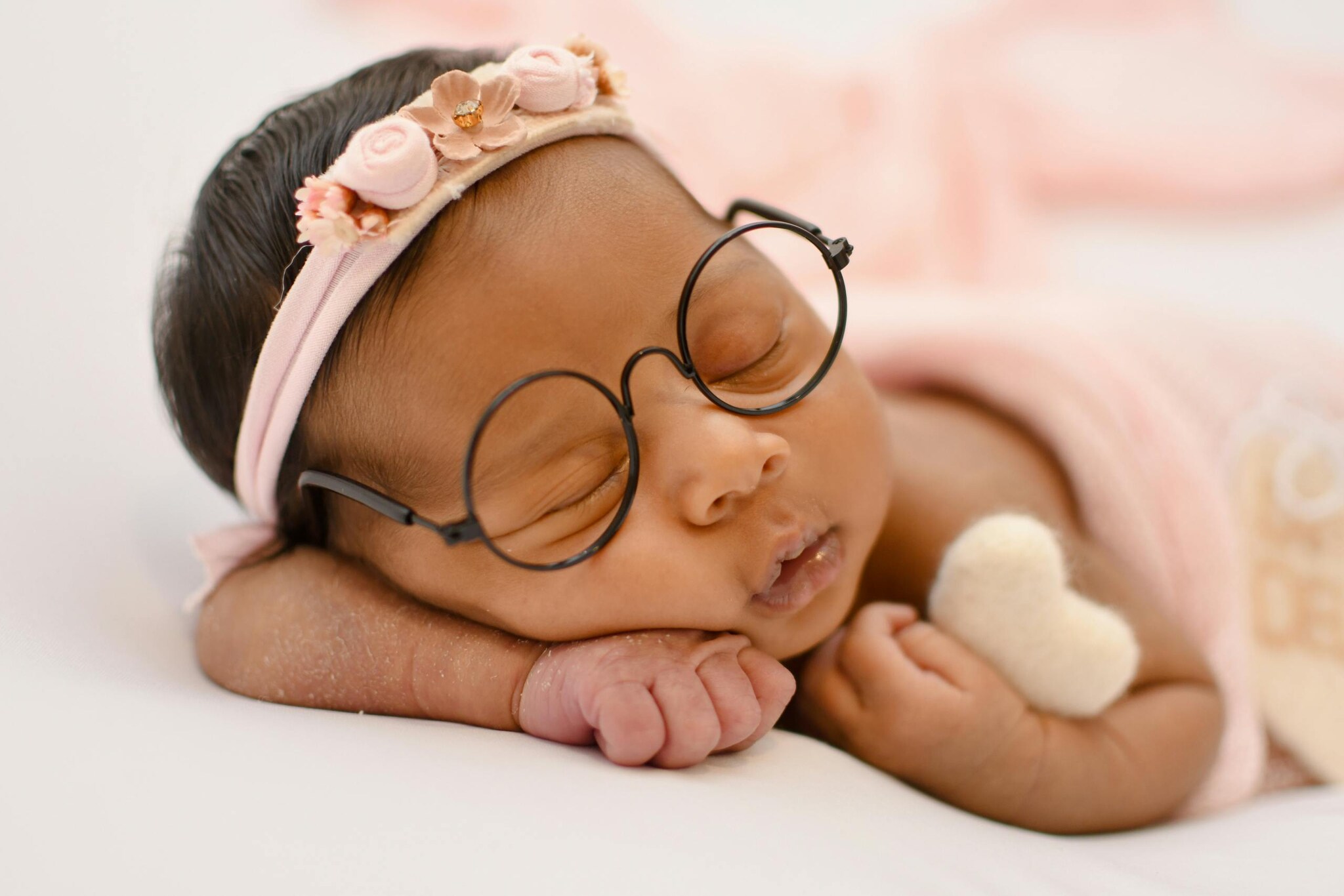 Assem: This baby boy name comes from the Sanskrit word asīma, meaning limitless or boundless. It often used to describe a free spirit. Assem: This baby boy name comes from the Sanskrit word asīma, meaning limitless or boundless. It often used to describe a free spirit.