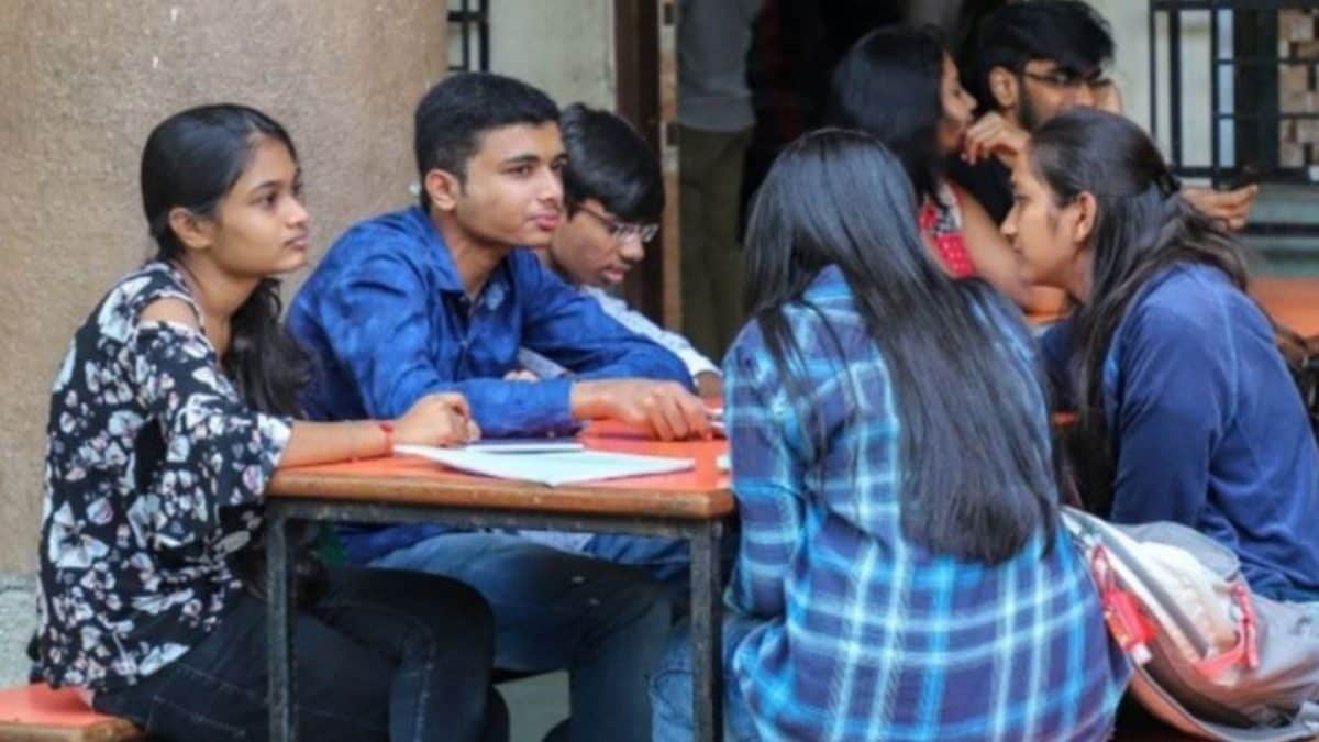 NEET UG Counselling 2025: Round 2 Begins August 29, MCC To Announce Schedule Soon | Education and Career News