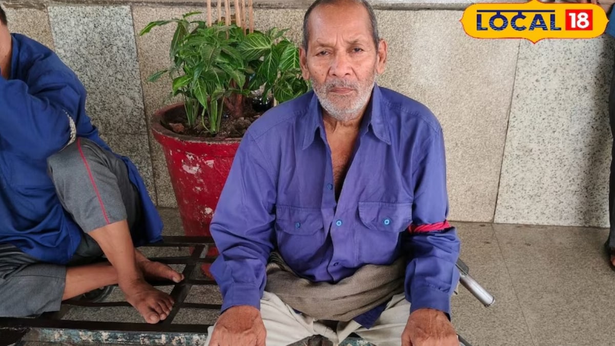 Coolie No. 75: Despite Owning 7 Bighas, This 72-Year-Old Man Hauls Luggage In Delhi