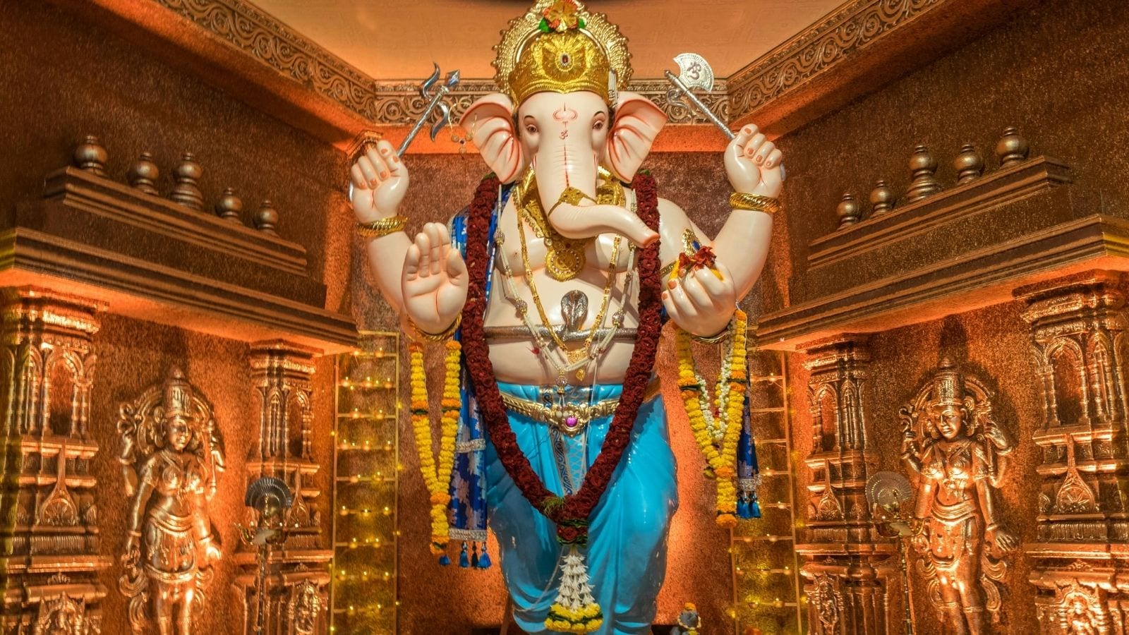 Shilpa Shetty's Ganpati Celebrations Over The Years | Photos Shilpa Shetty's Ganpati Celebrations Over The Years | Photos