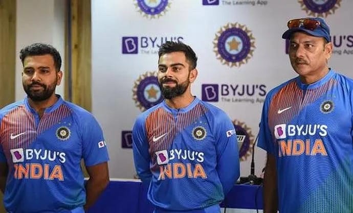 Byju’s (2019–2023): Byju’s took over from Oppo in 2019 by paying an additional 5% reassignment fee. The edtech company retained the deal until 2023 but pulled out as it faced its own financial and operational struggles, marking another high-profile exit from Indian cricket sponsorship. Byju’s (2019–2023): Byju’s took over from Oppo in 2019 by paying an additional 5% reassignment fee. The edtech company retained the deal until 2023 but pulled out as it faced its own financial and operational struggles, marking another high-profile exit from Indian cricket sponsorship.