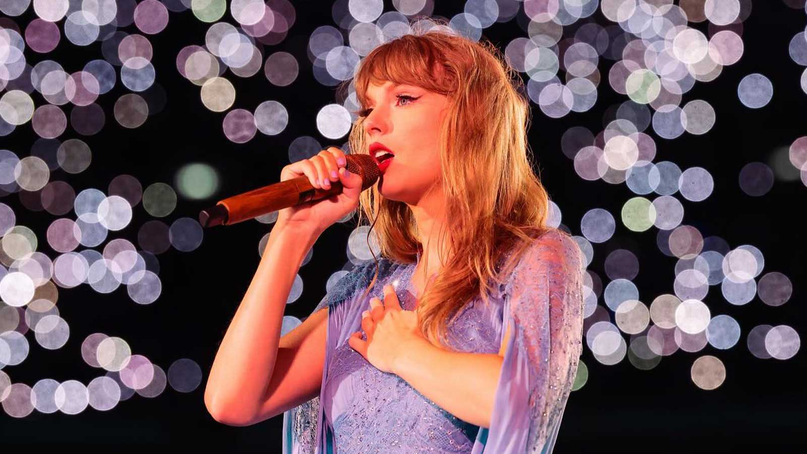 ミュージシャン taylor swift talks about her new album Taylor Swift breaks down on New Heights podcast while recalling