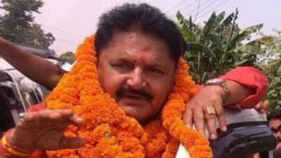 Kali Prasad Pandey revealed his initial aspiration was to be a teacher, aiming to educate children and transform society through knowledge. (News18 Hindi)