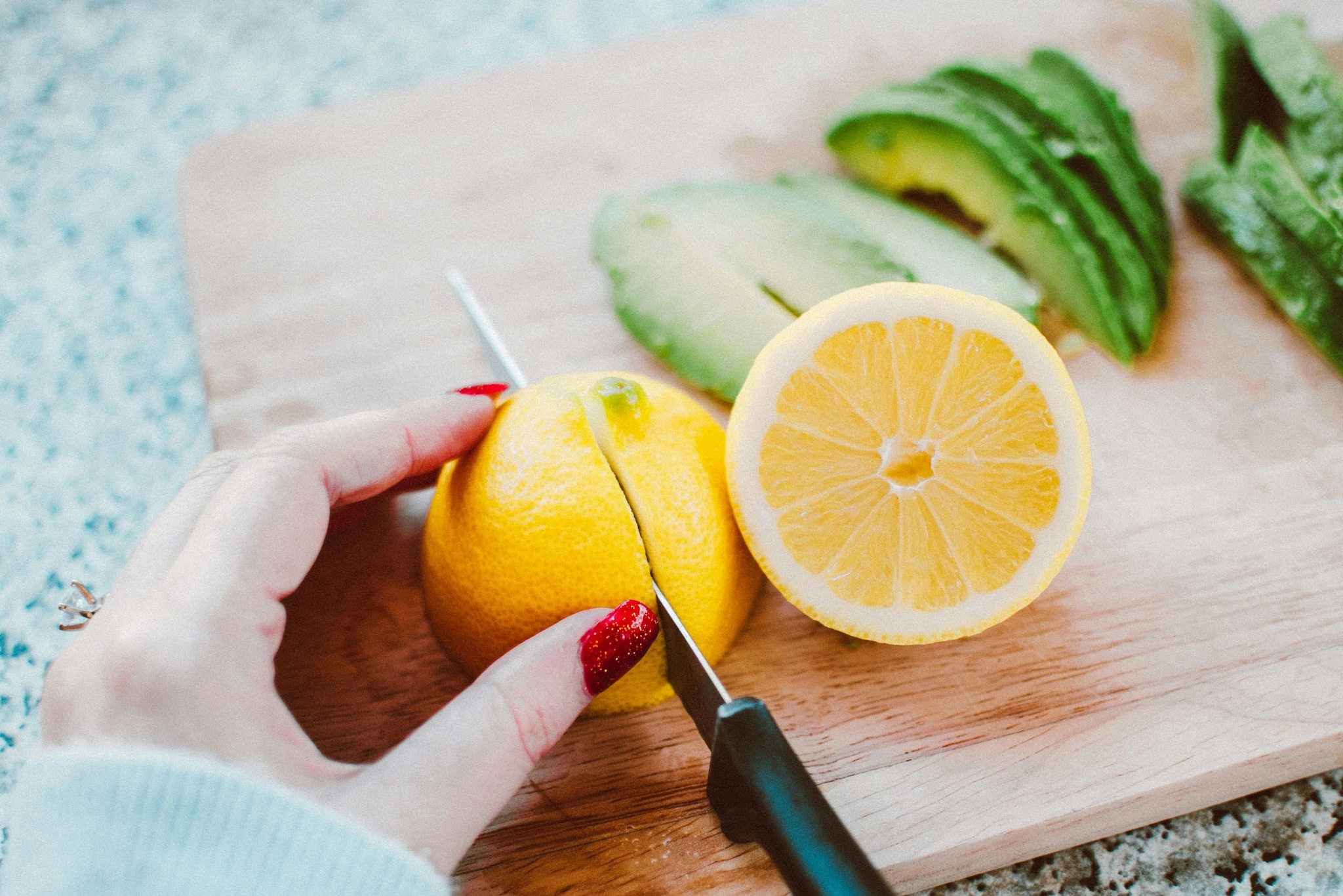 Kitchen Tips: How To Sharpen Your Knives Easily