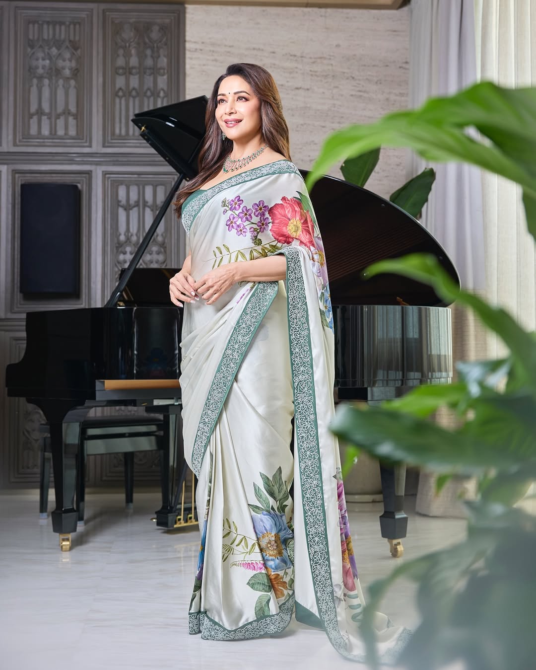 Madhuri Dixit-Inspired Saree Blouse Designs For Ganesh Chaturthi Celebration Madhuri Dixit-Inspired Saree Blouse Designs For Ganesh Chaturthi Celebration