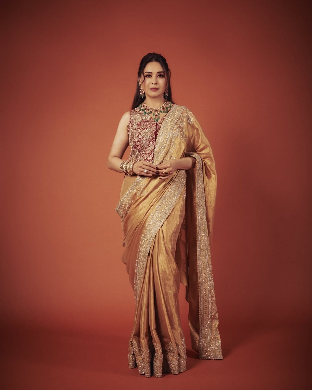Madhuri Dixit-Inspired Saree Blouse Designs For Ganesh Chaturthi Celebration Madhuri Dixit-Inspired Saree Blouse Designs For Ganesh Chaturthi Celebration