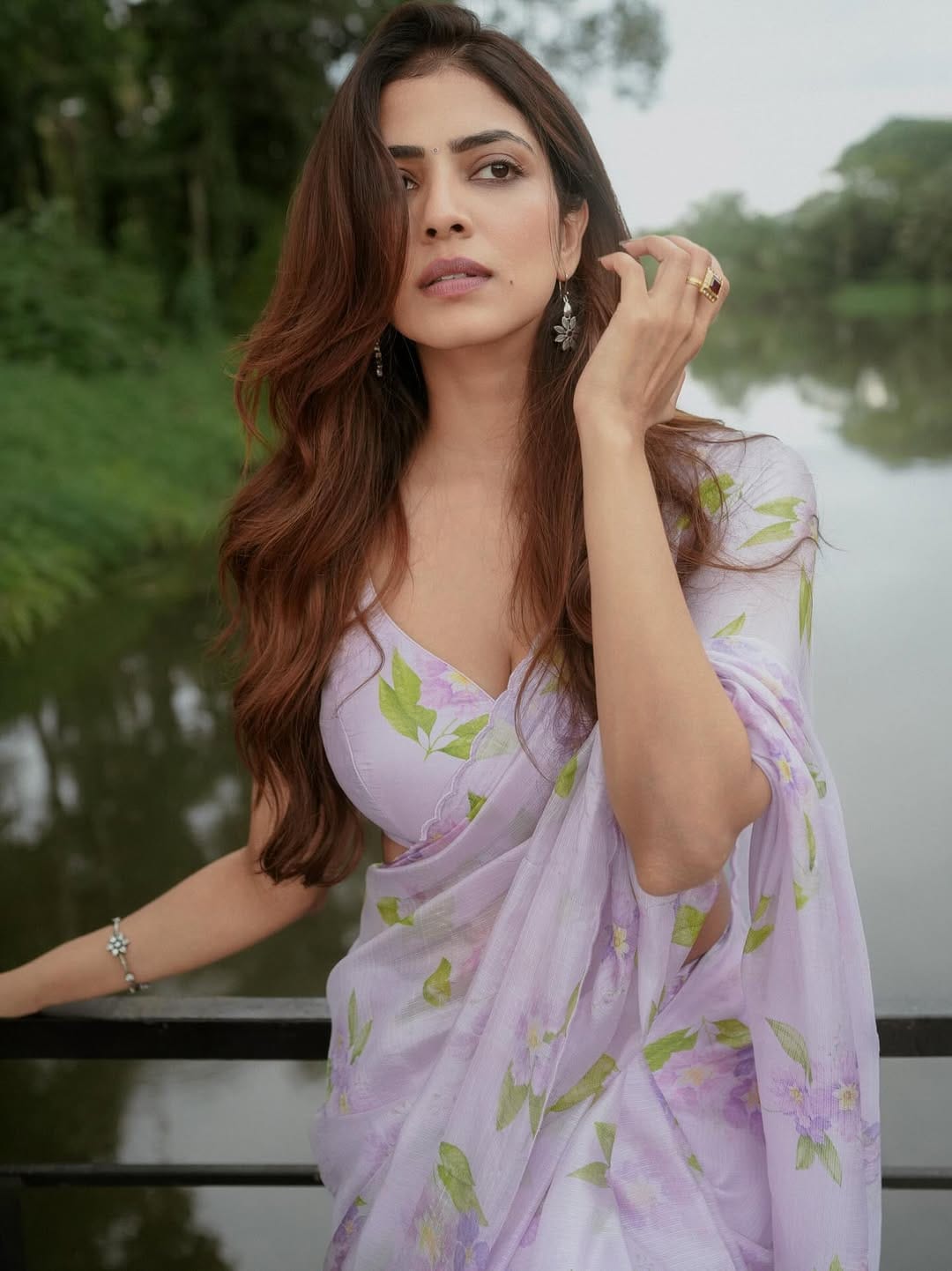 Malavika Mohanan-Approved Saree Blouse Designs Malavika Mohanan-Approved Saree Blouse Designs