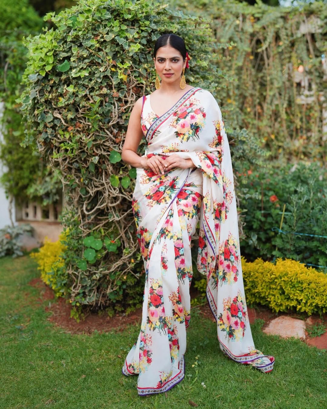 Malavika Mohanan-Approved Saree Blouse Designs Malavika Mohanan-Approved Saree Blouse Designs