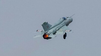When the Pakistani pilots attempted to flee, Flight Lieutenant Dutta pursued them and fired two missiles from his MiG-21. (Representative/PTI)