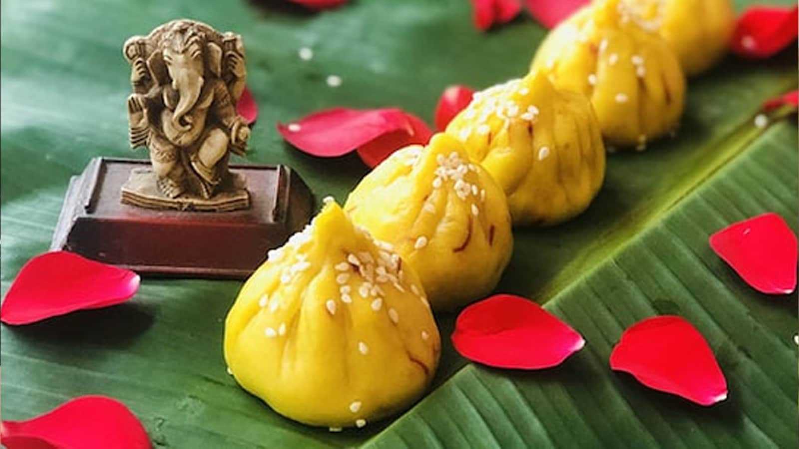 Ganesh Chaturthi 2025: Step By Step Guide To Make Traditional Ukadiche Modak At Home