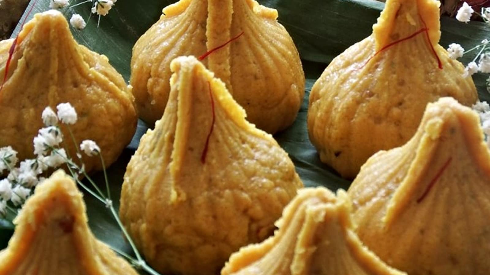 Ganesh Chaturthi 2025: Step By Step Guide To Make Traditional Ukadiche Modak At Home