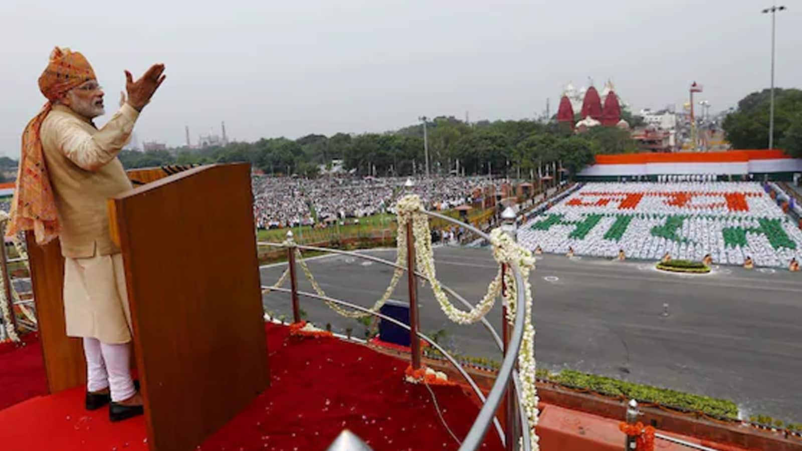 PM Modi's Iconic Looks Over The Years PM Modi's Iconic Looks Over The Years