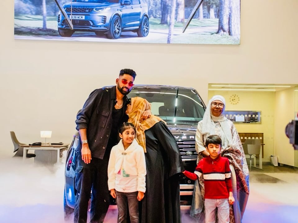mohammed siraj, mohammed siraj life story, mohammed siraj family