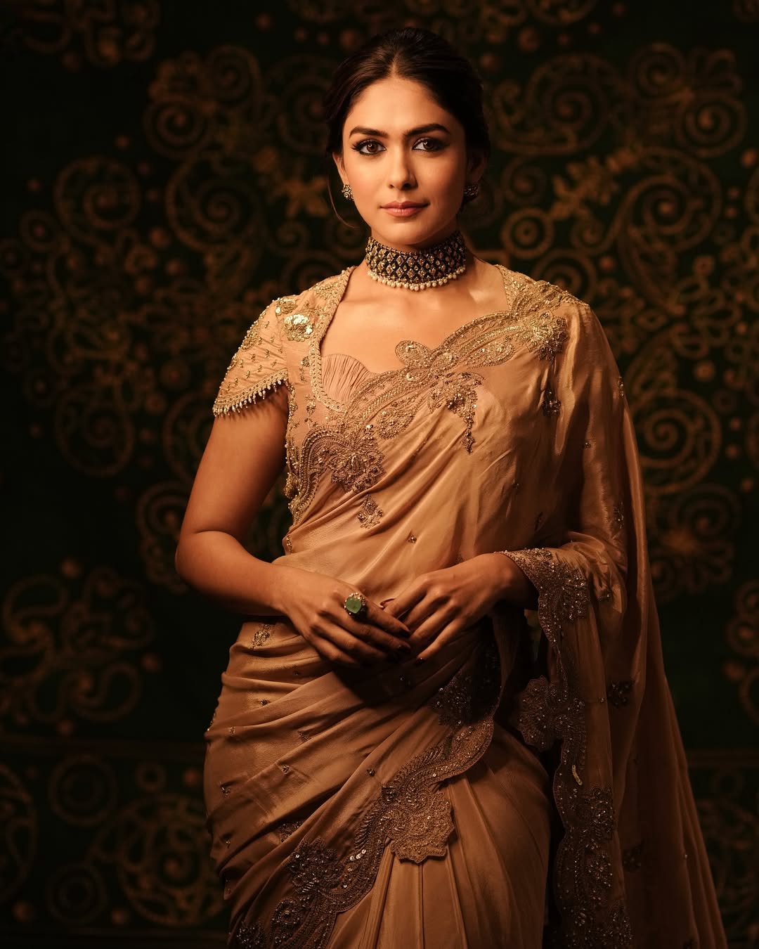Mrunal Thakur-Inspired Saree Blouse Designs To Add To Your Festive Wardrobe Mrunal Thakur-Inspired Saree Blouse Designs To Add To Your Festive Wardrobe