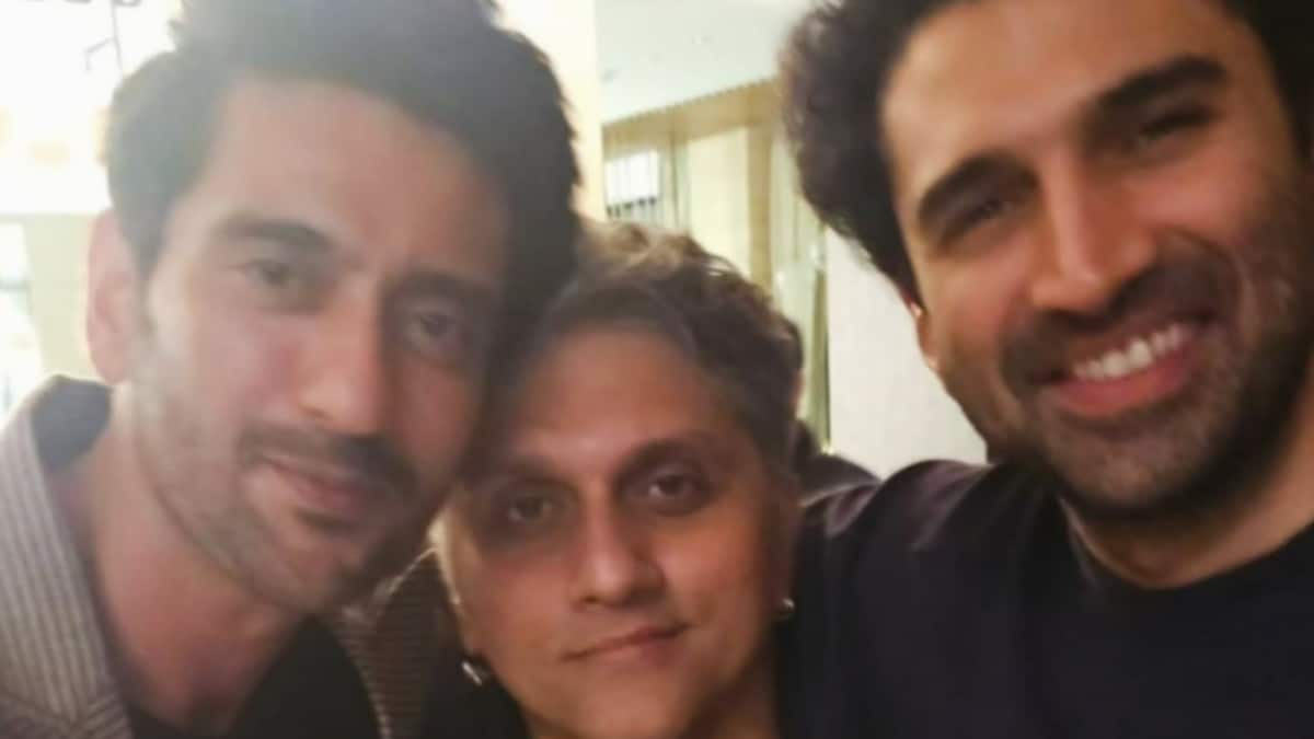 Mohit Suri, Aditya Roy Kapur, Shaad Randhawa 'Aashiqui Boys' Reunion