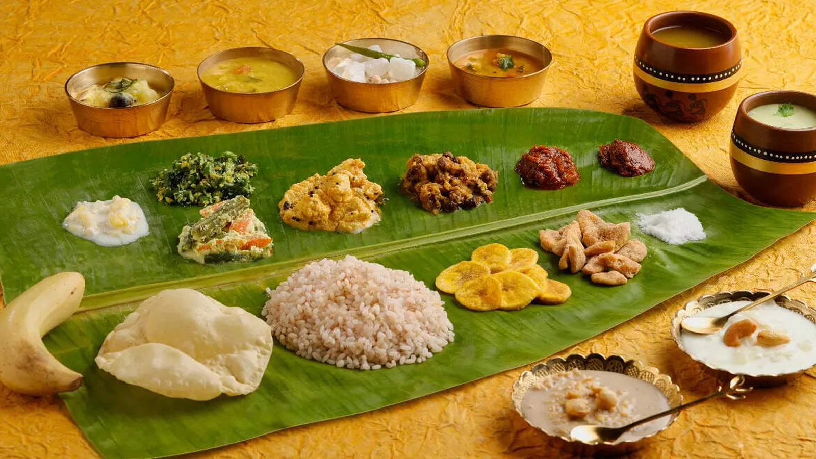 Onam 2025: Why Sadya Is Served On A Banana Leaf? Onam 2025: Why Sadya Is Served On A Banana Leaf?