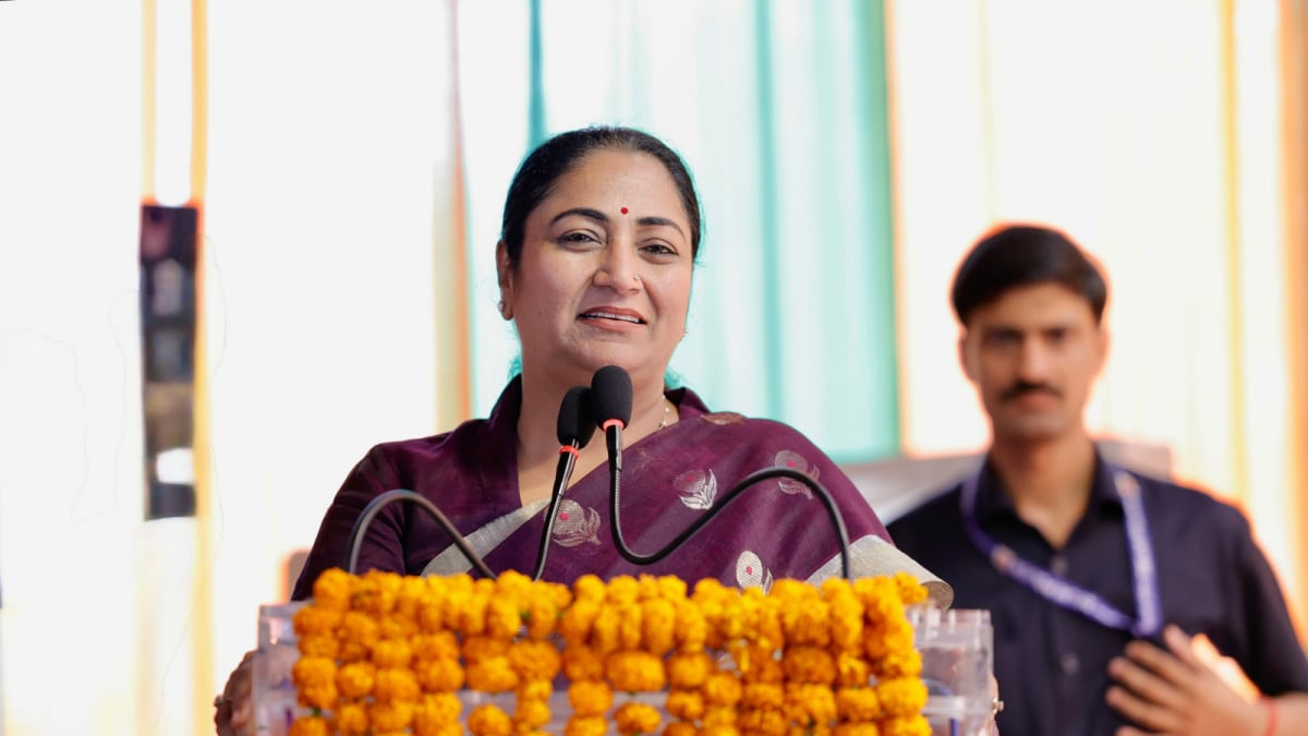 Delhi CM Rekha Gupta Attacked During Public Hearing. A Look At Past Attacks On Chief Ministers