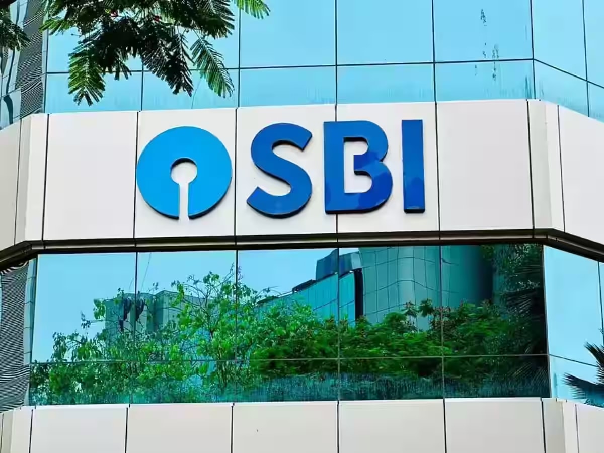 SBI Clerk Salary 2025: Basic Pay, HRA, Dearness Allowance And Other Details SBI Clerk Salary 2025: Basic Pay, HRA, Dearness Allowance And Other Details