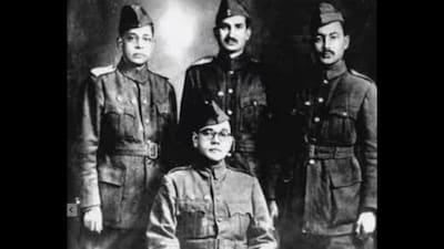 Fom August 18 to August 23, the news of Netaji’s death was kept secret before being finally broadcast. (News18 Hindi)
