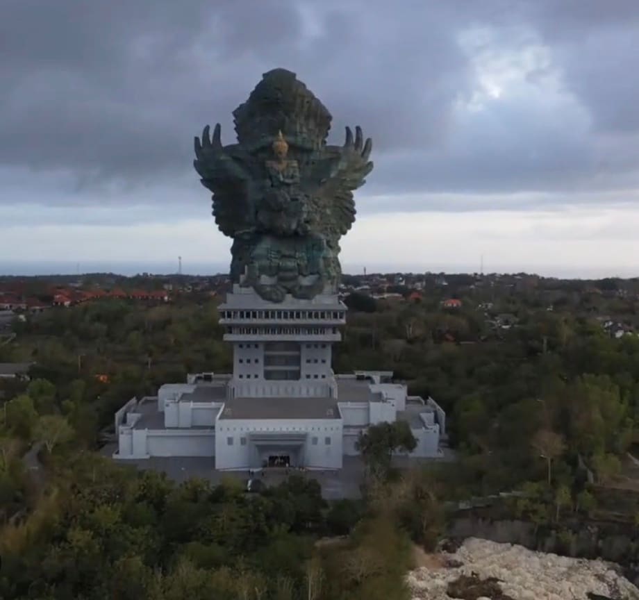 That's right! Garuda Wisnu Kencana is the world's tallest Lord Vishnu statue that is situated in Bali, Indonesia. Its construction took 28 years!